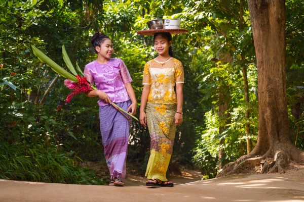 3-Days 2 Nights Botanical Riverside & Local Experience 2