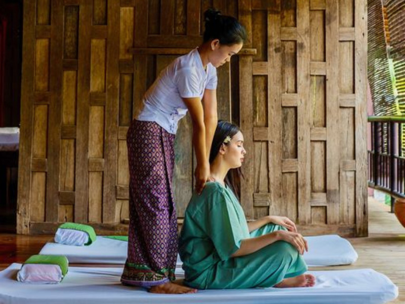 แช่สระจากุซซี่ส่วนตัว นวด สปา ที่ ริเวอร์แคว รีโซเทล กาญจนบุรี 6