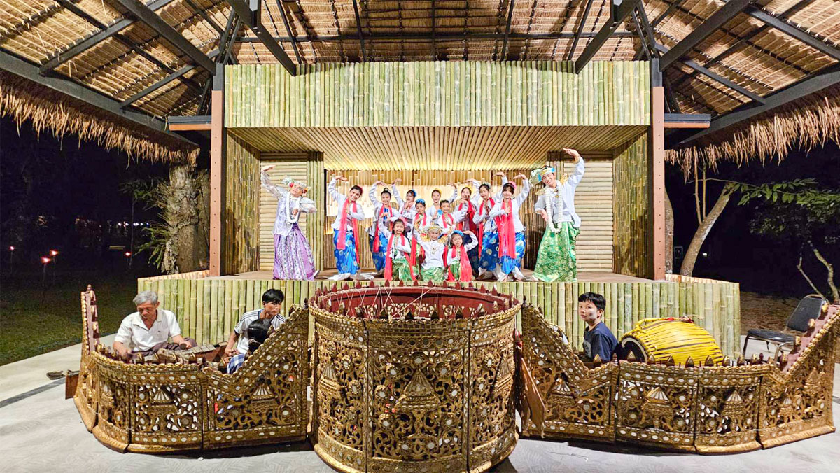 The Art of Local Living: A Cultural Journey Through Kanchanaburi’s Folk Heritage at River Kwai Resotel 1